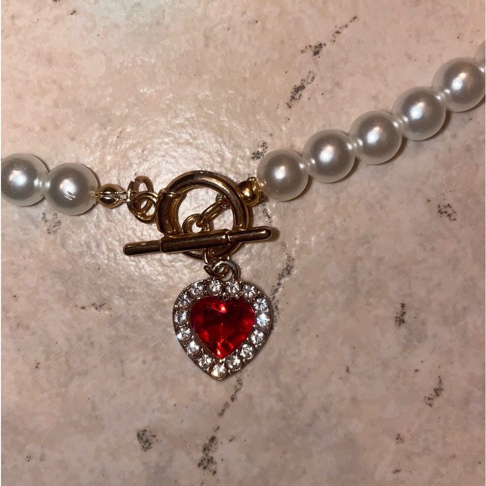 red heart diamond with pearls